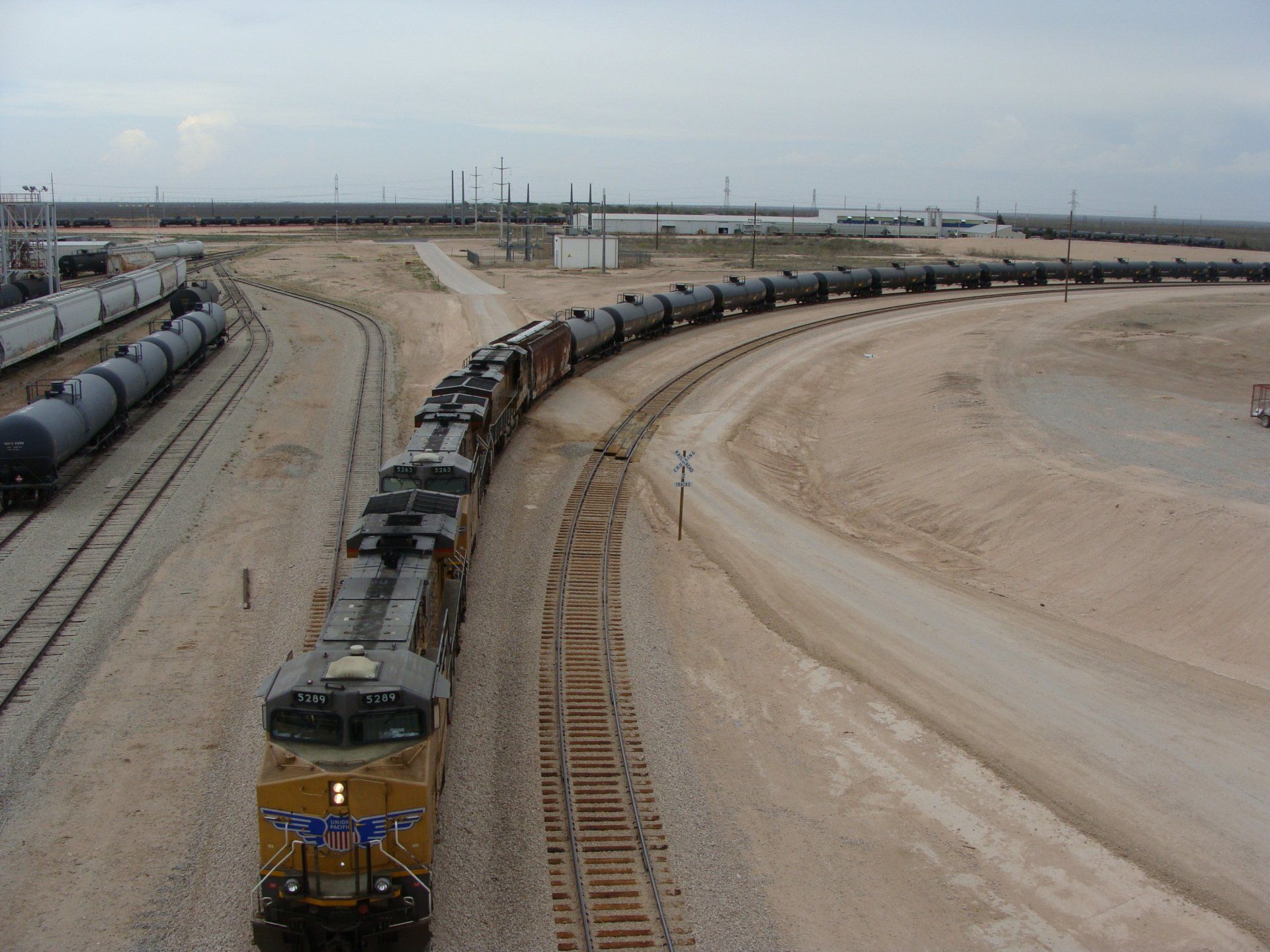 A train with the word union on the front of it
