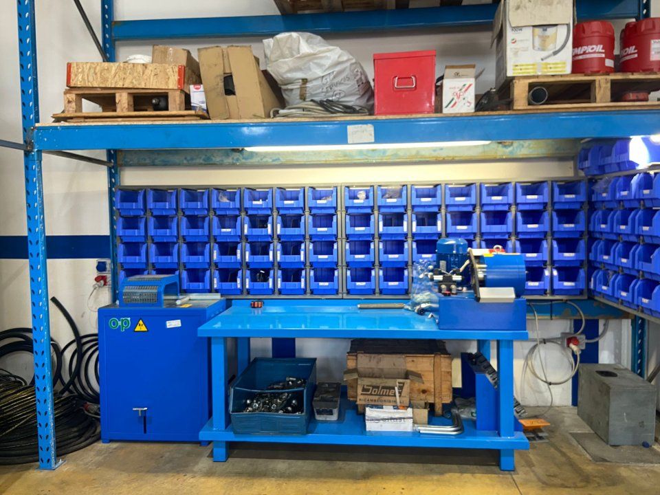 interno dell'officina