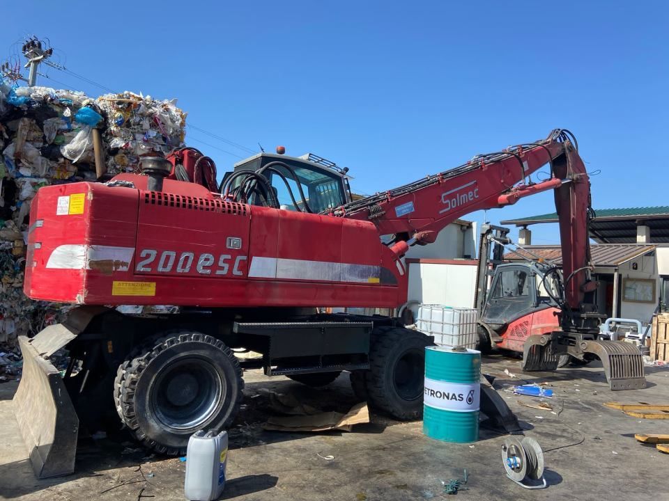 macchinario per il movimento terra