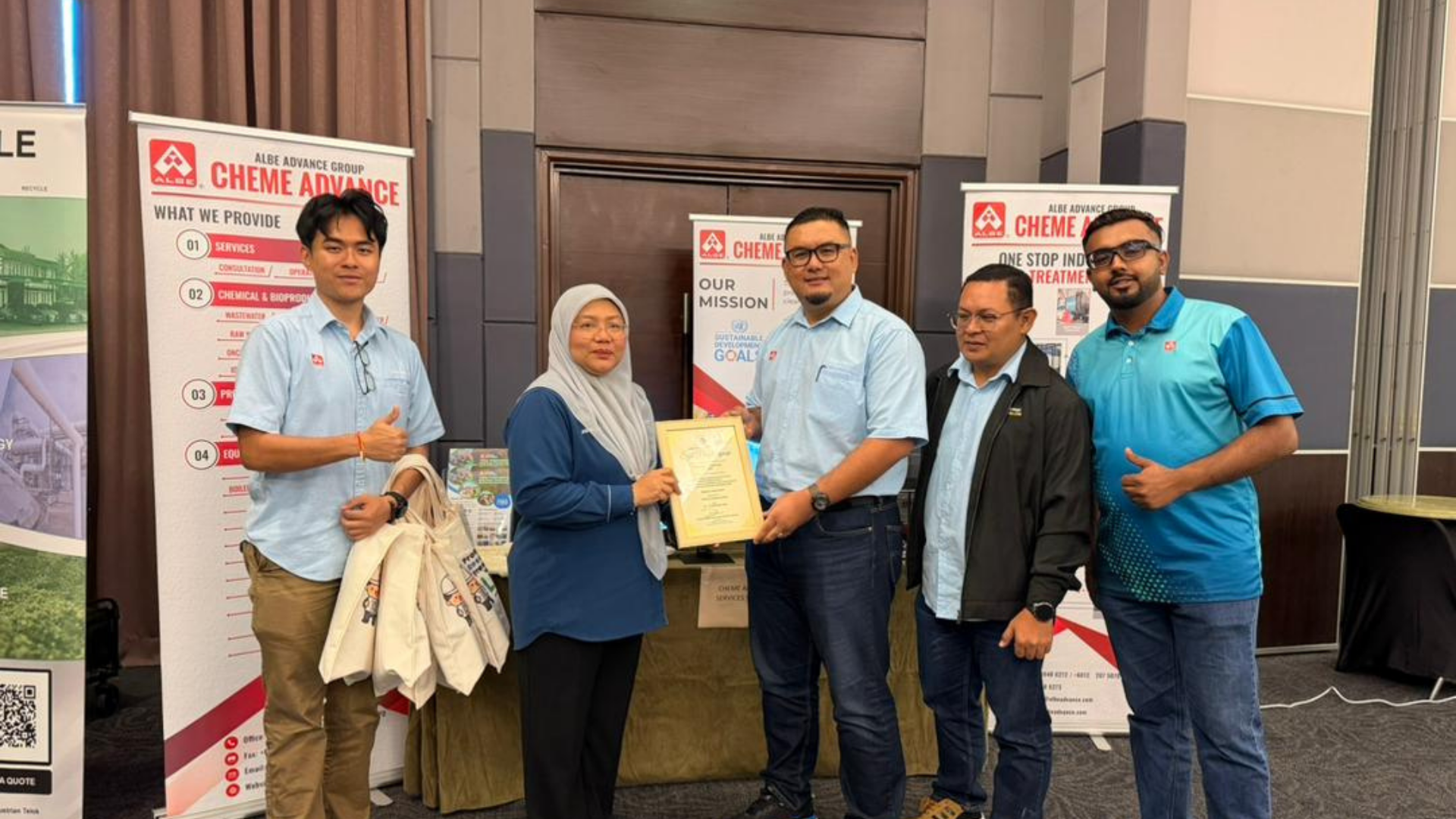 Cheme Advance team photo with DOE seminar participants in Melaka and Selangor