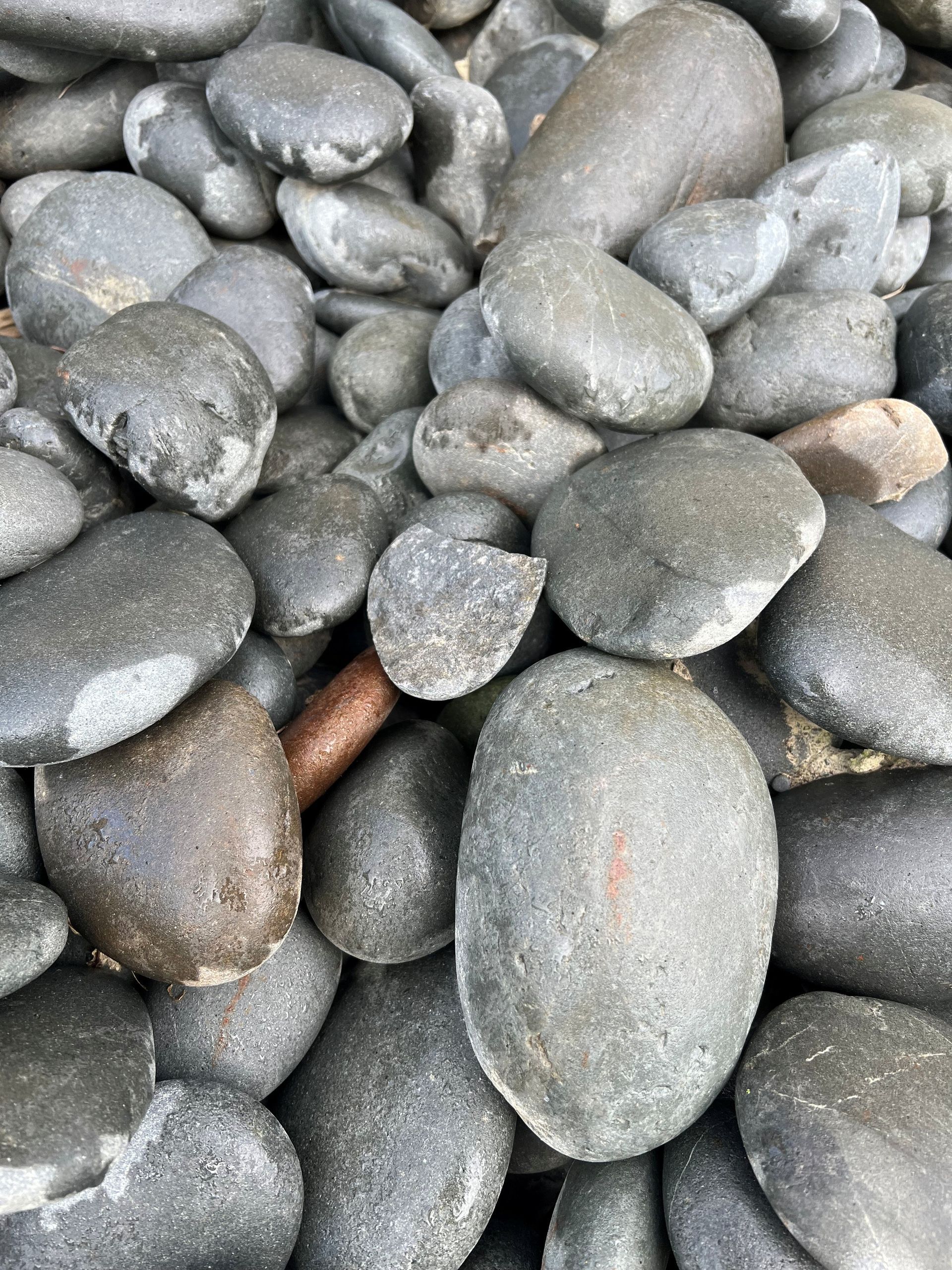 Mangatangi Riverstone 60mm