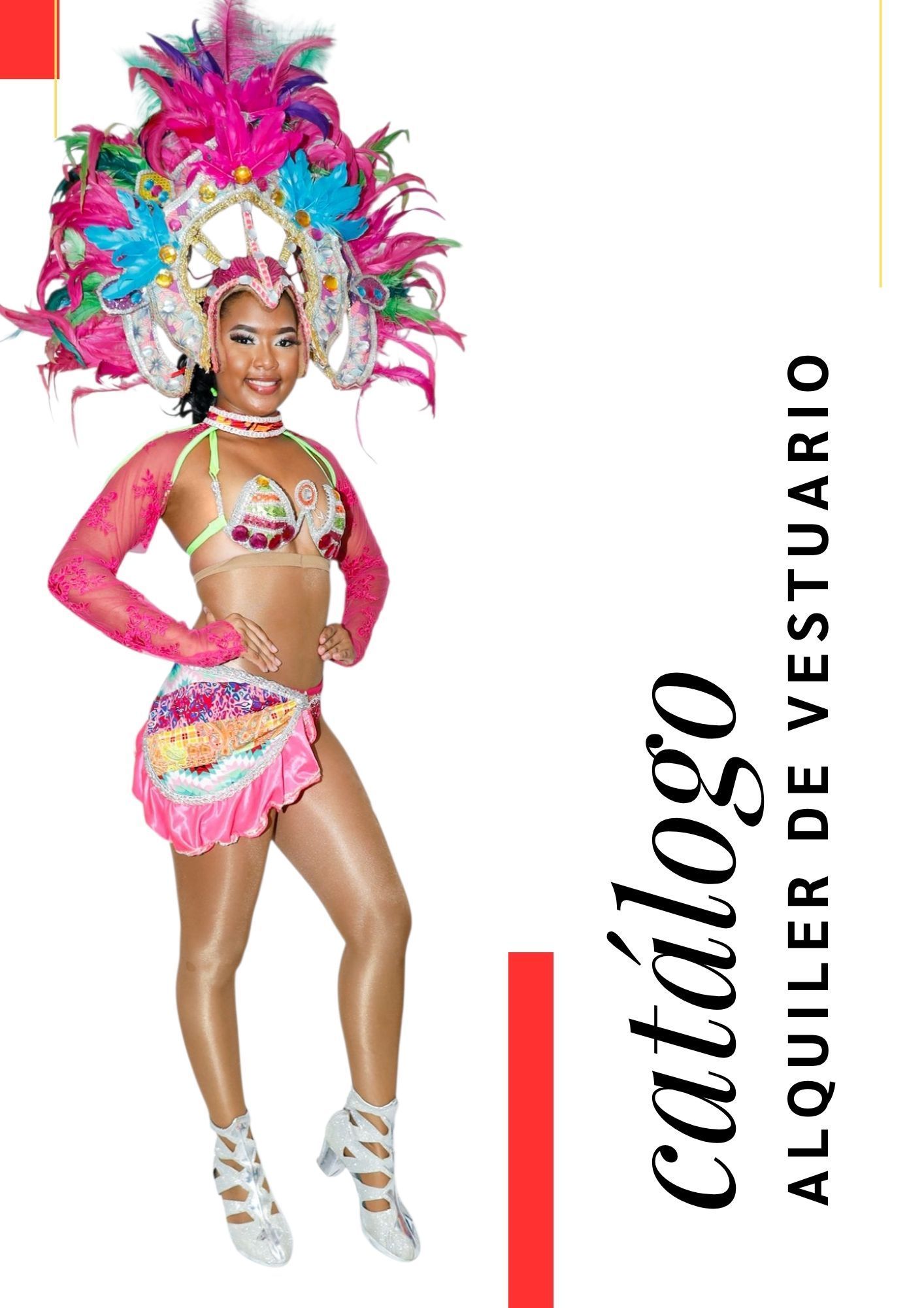 Una mujer con un disfraz de carnaval está de pie sobre un fondo blanco. Kymbala. 