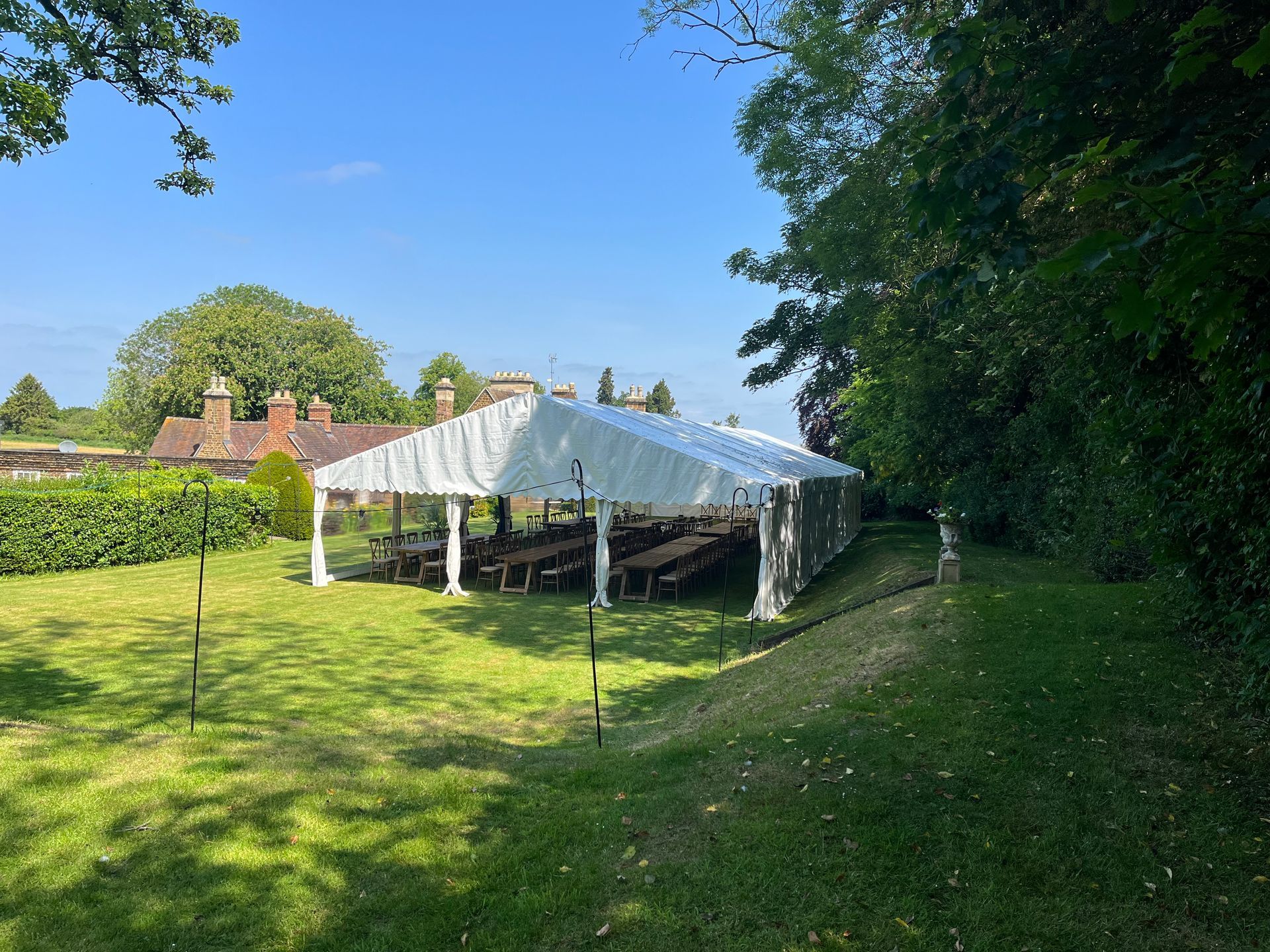 case-study-open-marquee-for-a-60th-birthday-party