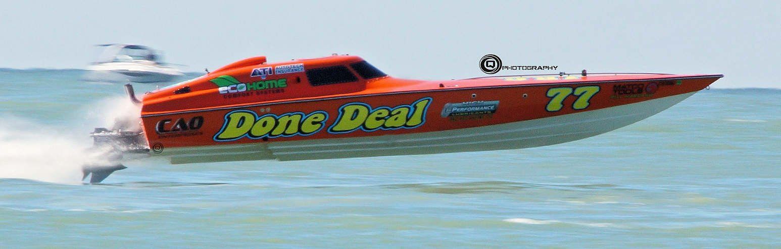 Done Deal Offshore Racing, the 2018 Super Vee Light OPA World Champion, Phantom Boats LLC  - Photo by Q-Photography