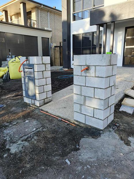 concrete pillar construction