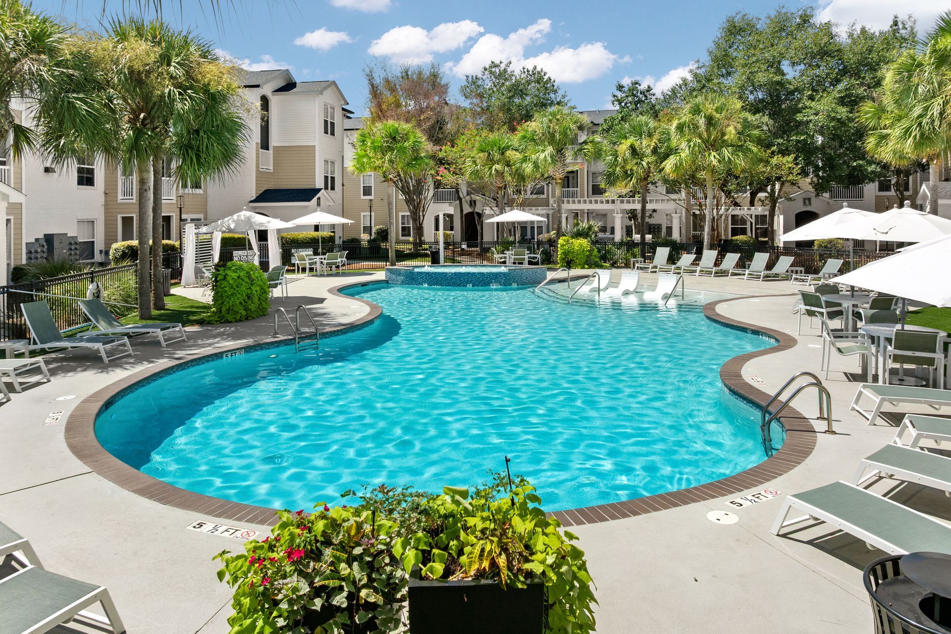 Sage At Ingleside pool