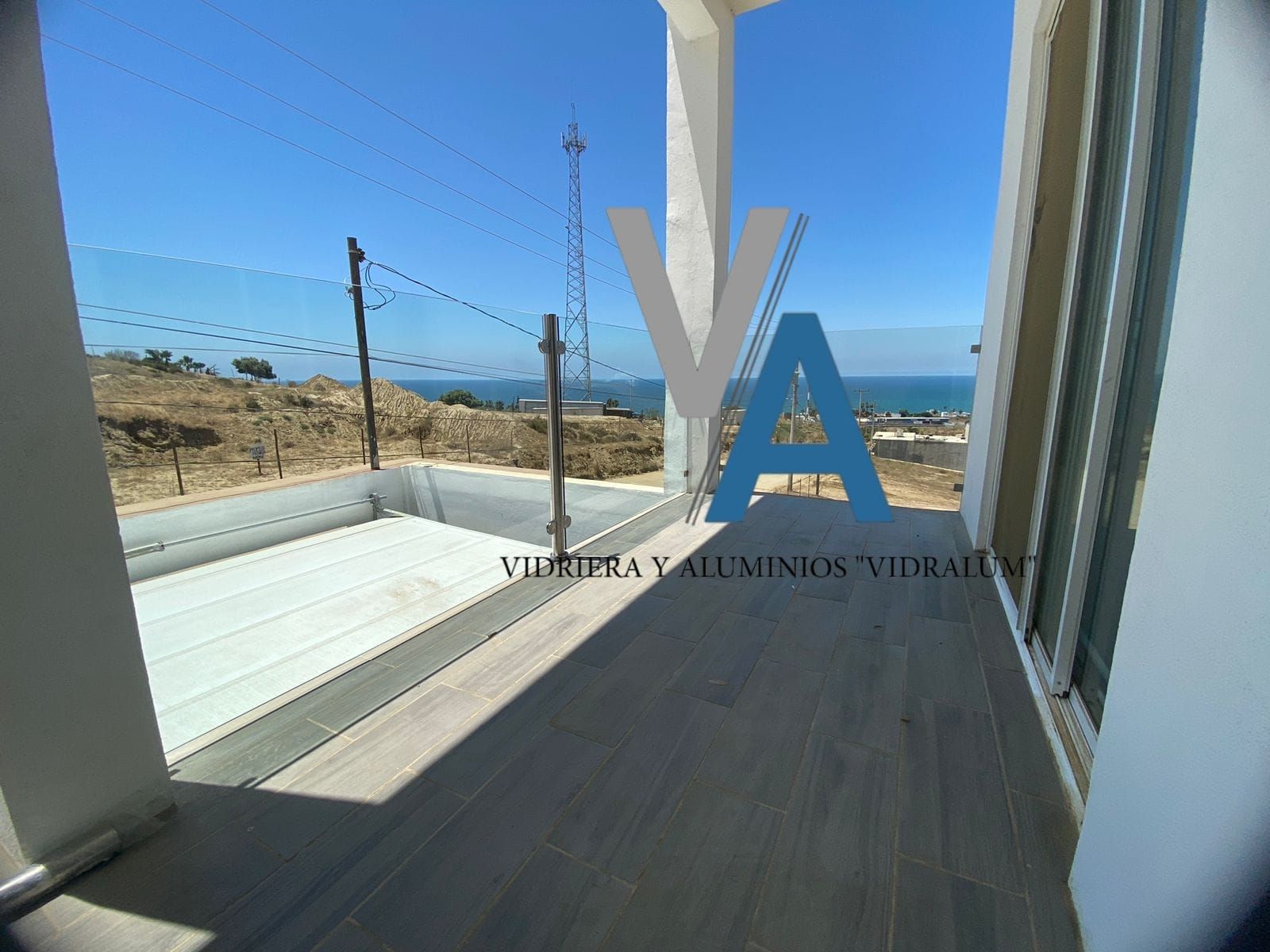 VIDRIOS Y ALUMINIOS VIDRALUM 