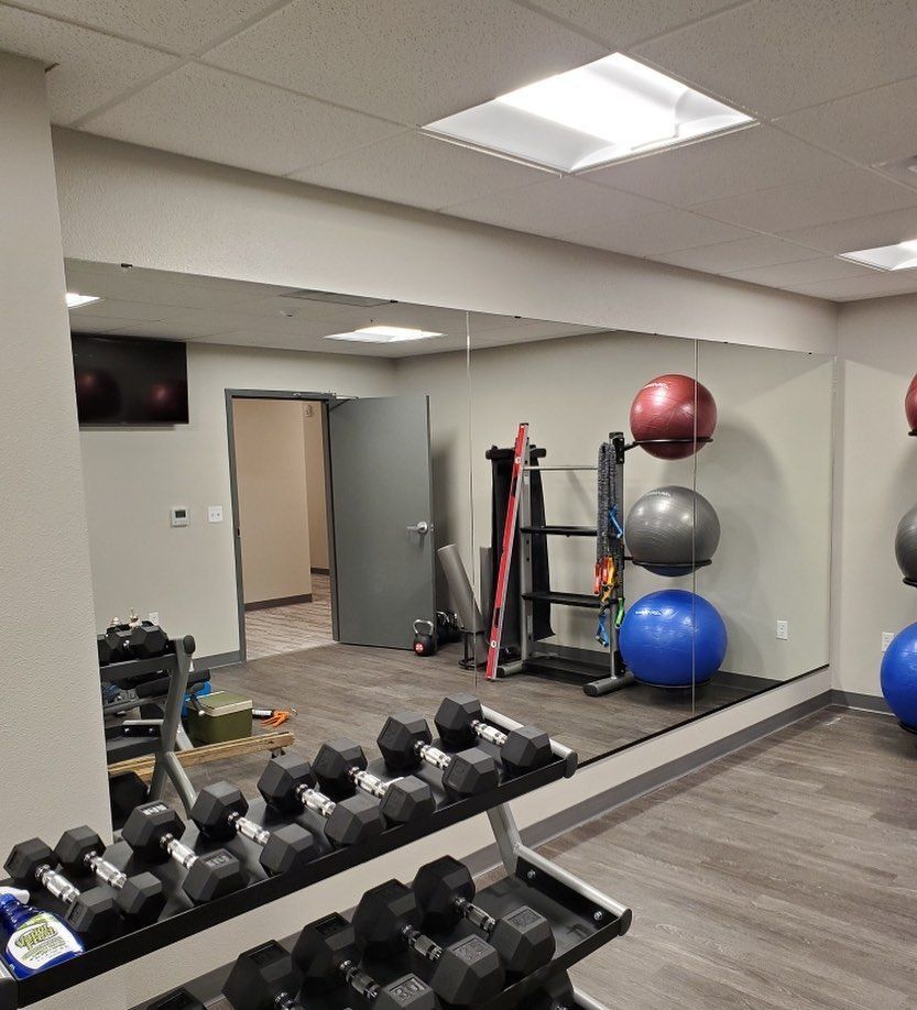 A Glass On A Gym - Chippewa Falls, WI - Post Glass & Mirror, LLC