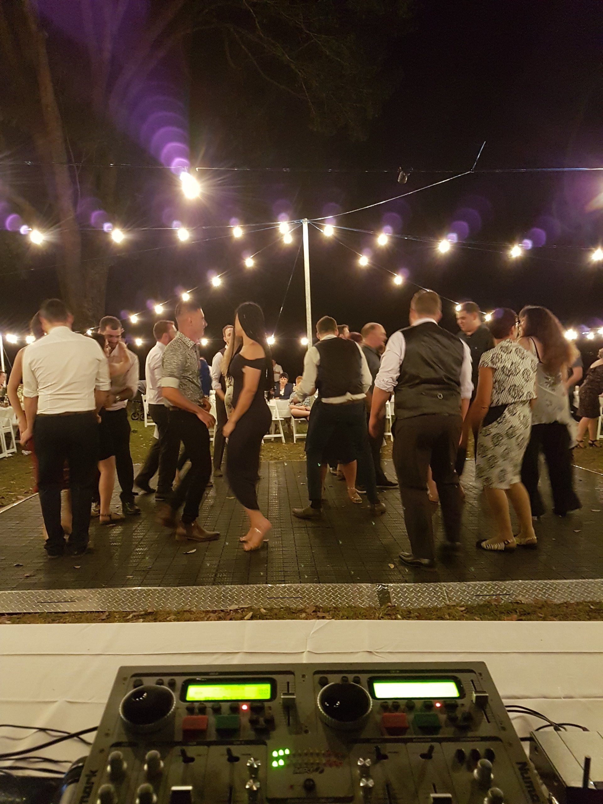 Up Town Entertainment Darwin | Mobile DJ Darwin | Wedding DJ Darwin