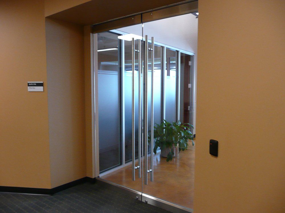 Custom Glass Service Fort Collins, CO Ram Glass Service
