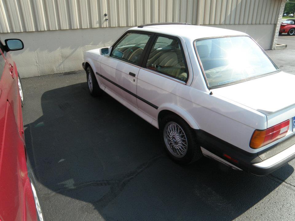 Clean White Car — Grand Rapids, MI — Bobs Collision Service