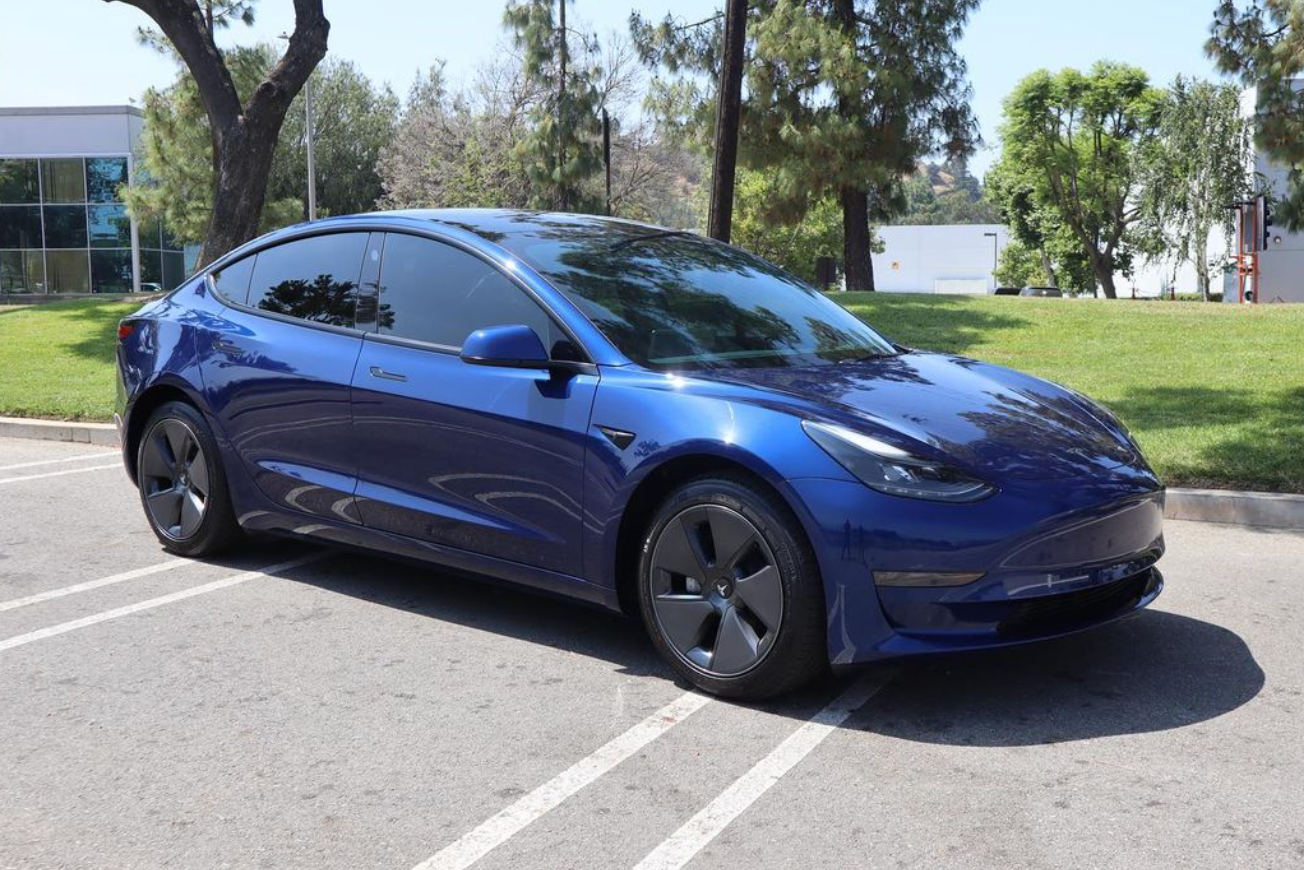 vehicle with ceramic coating parked outside