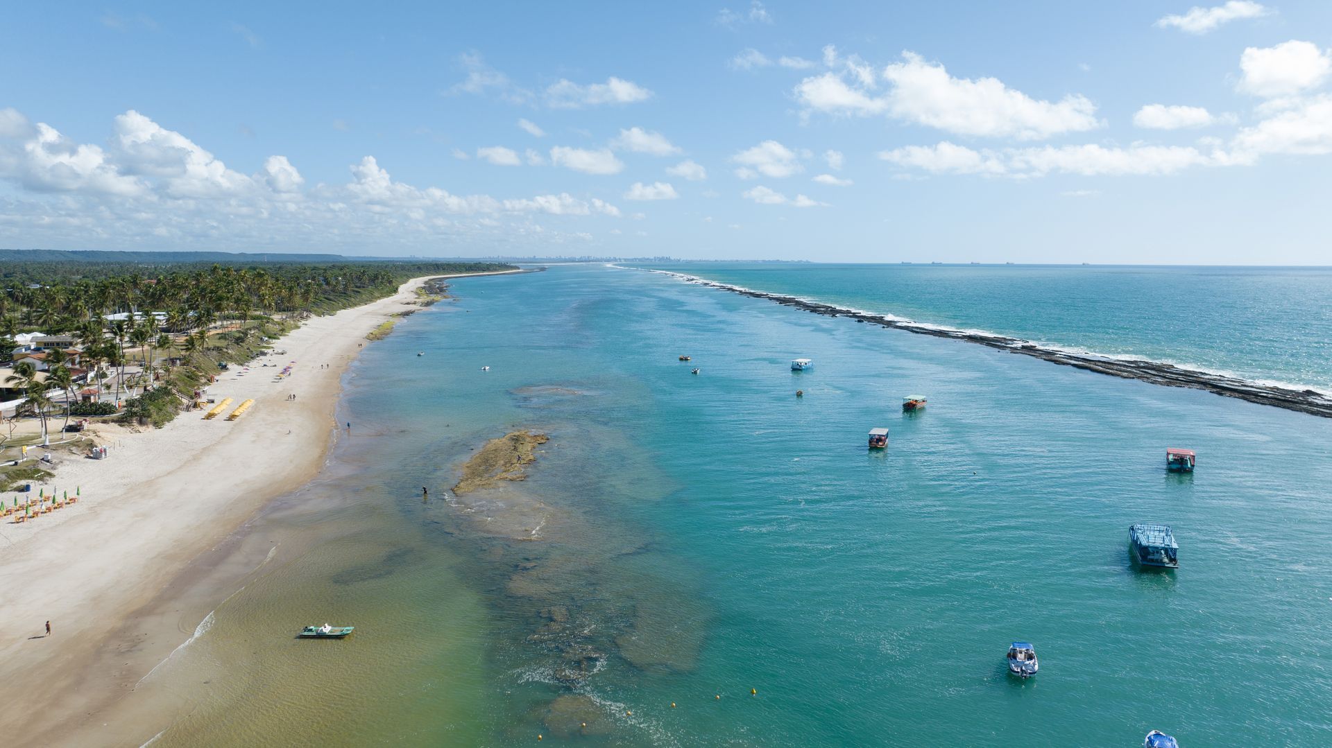Foto do mar da Praia do Francês