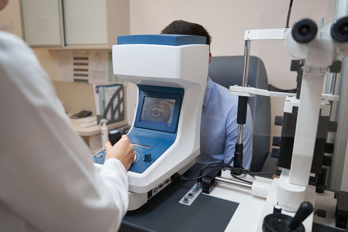 controllo della vista a Como