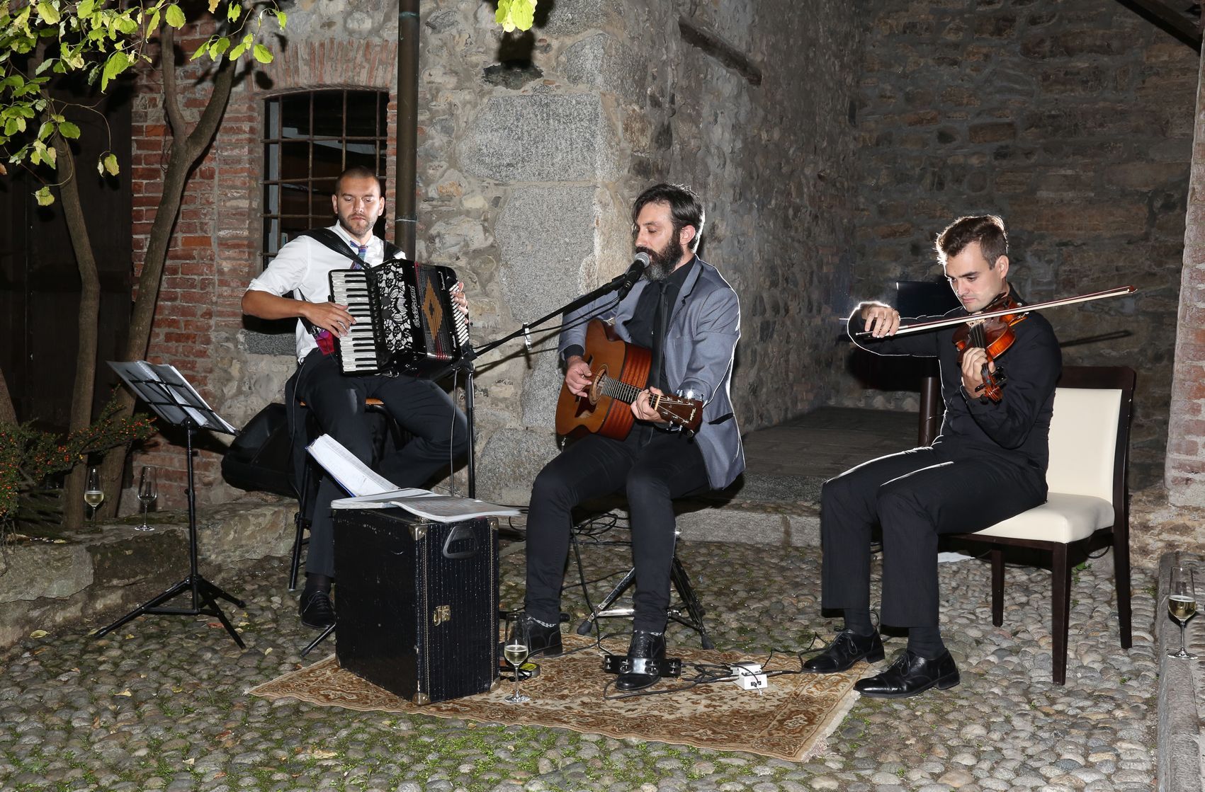 band ritratta dal fotografo per matrimoni sul Lago di Como, Cristiano Pessina