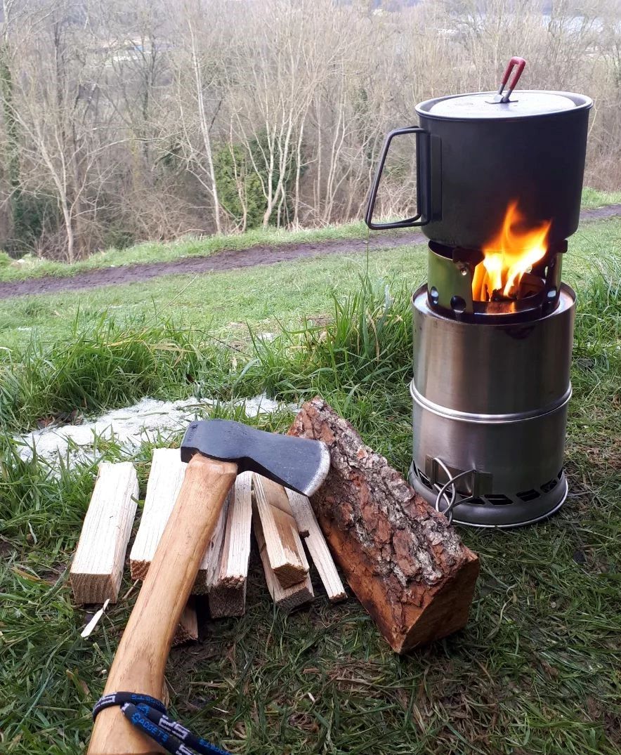 Tomshoo camping stove