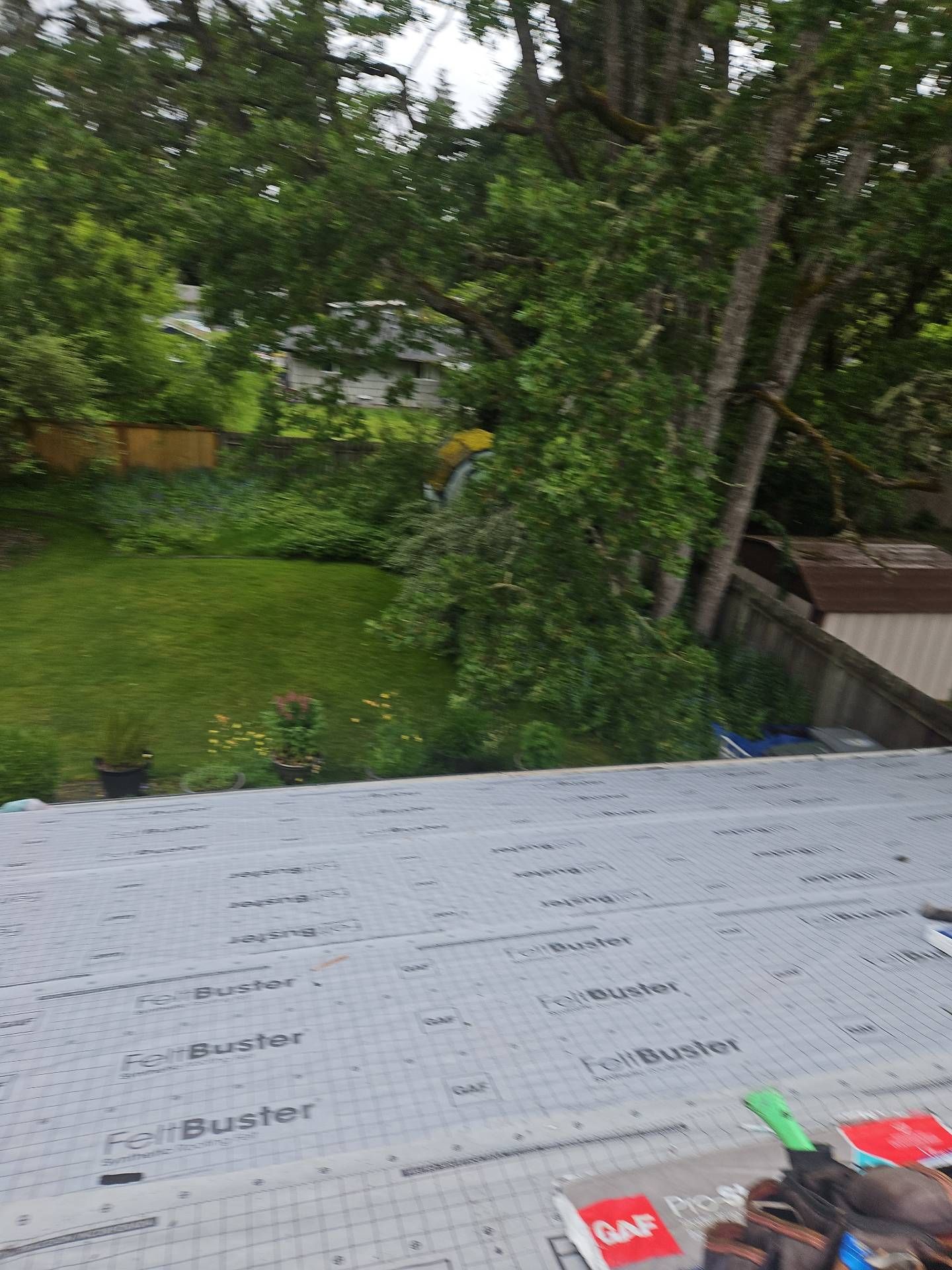 Team Roofing NW crew installing Roofing Lakewood, WA