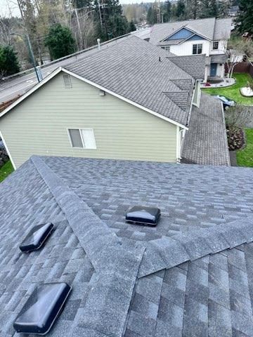 Affordable asphalt shingle roofing solutions in Kent, WA.