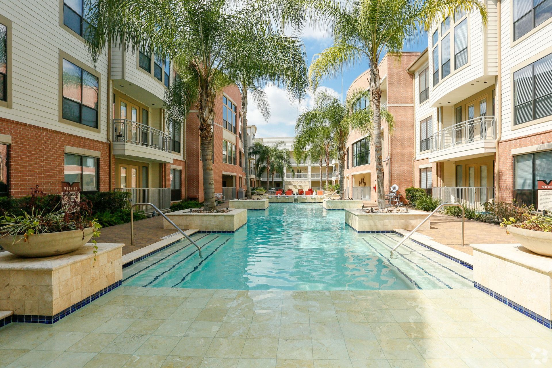 pool area at Ventura Lofts apartment homes in Houston, TX.
