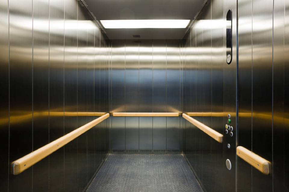 eleganti cabine per ascensori