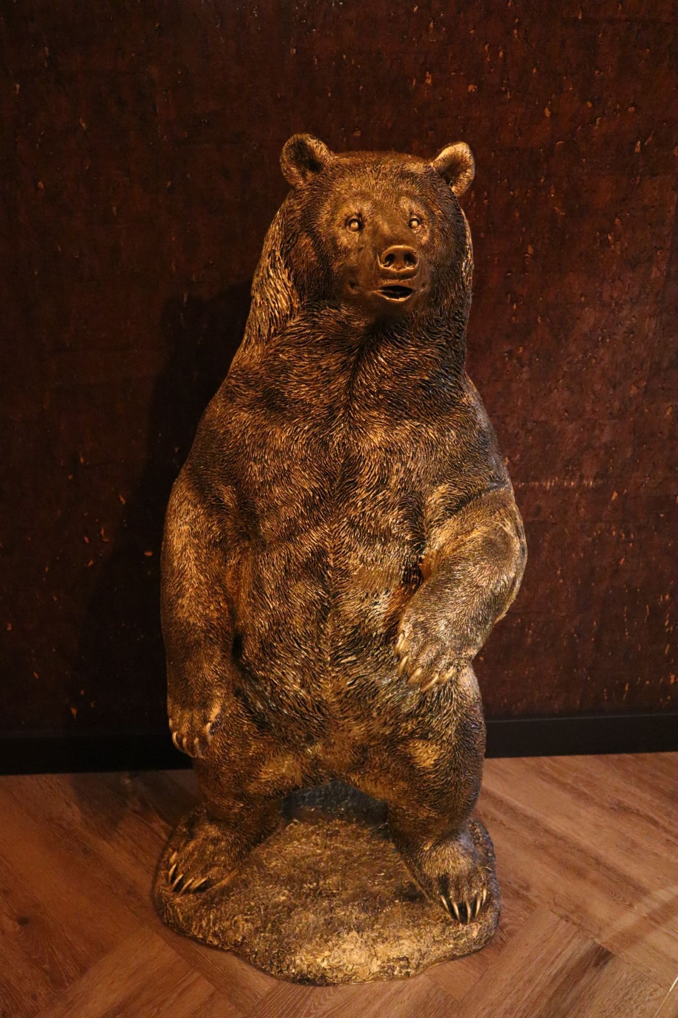 Beer beeld XL–staand –goud–119 cm hoog–voor binnen en buiten