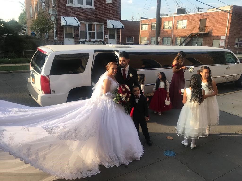 S & G Limo and Roadmaster Limousine Wedding Limos