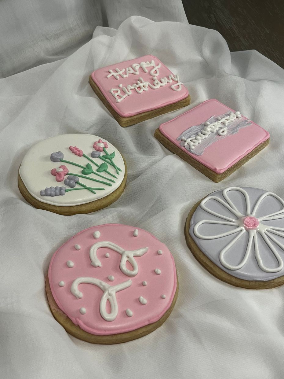 royal icing cookies for your baby shower or bridal shower