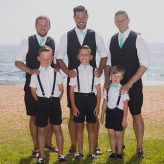 We offer an abroad package, so if some gents want shorts and other want trousers we can accommodate this!