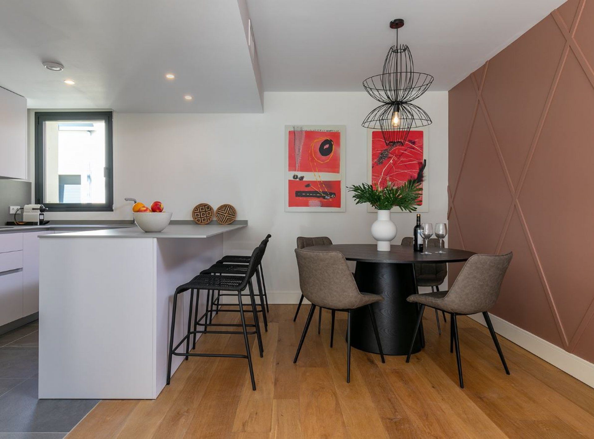 Interiorismo en vivienda de lujo, Barrio Salamanca Madrid, alquiler turístico