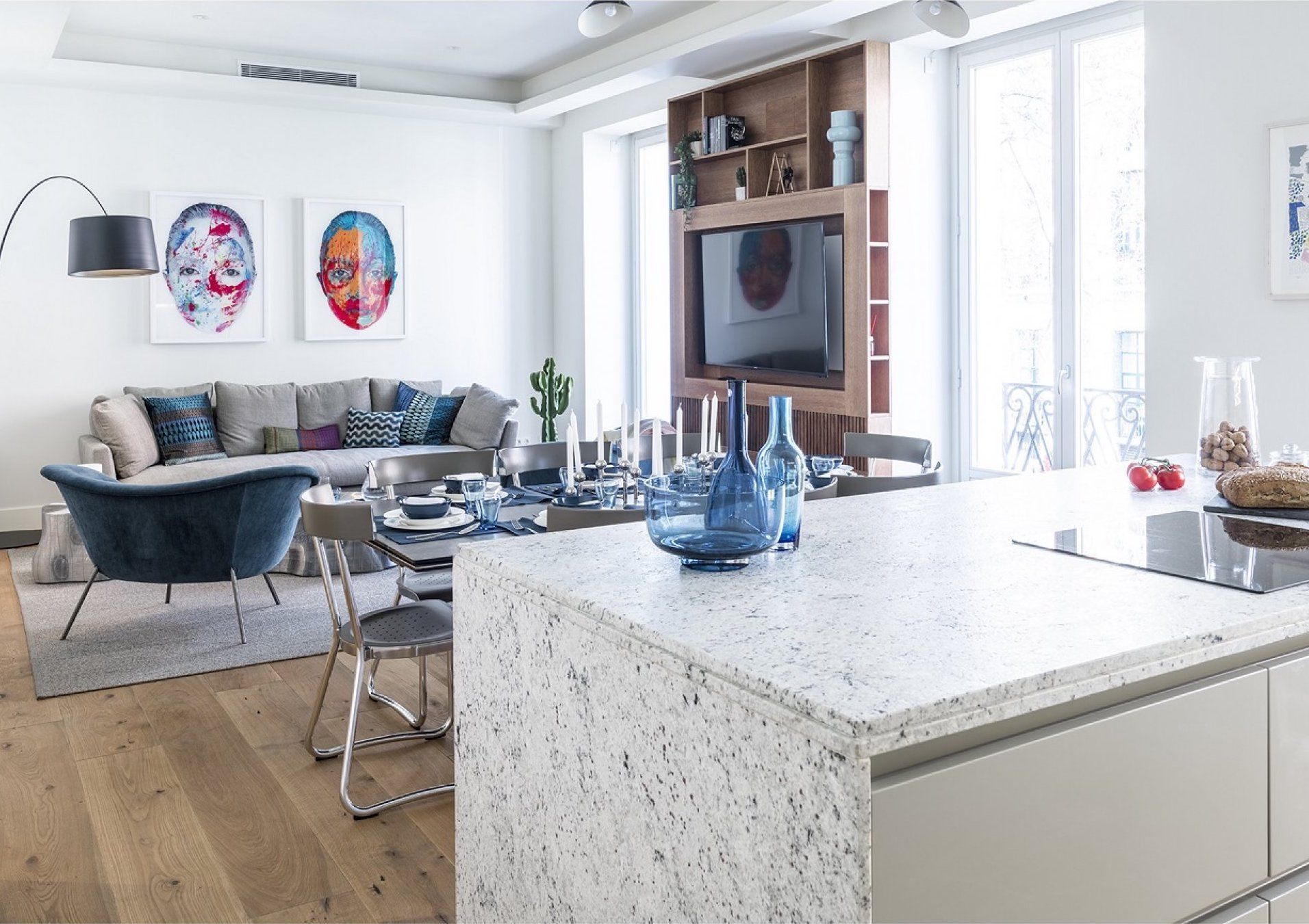 Interiorismo en vivienda de lujo, Barrio de Justicia Madrid, materiales naturales y elegantes