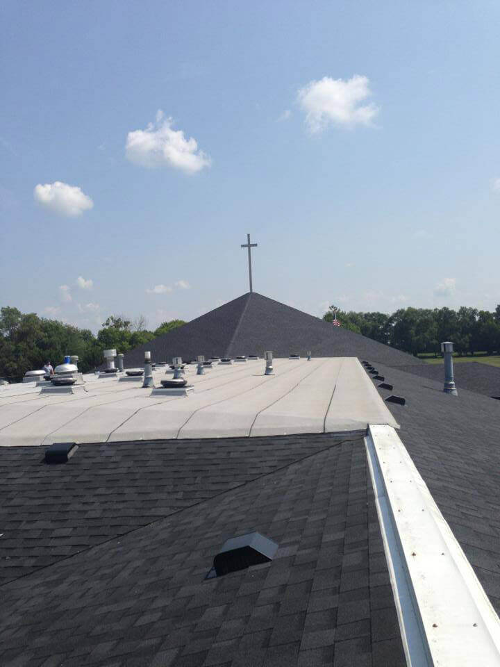 Exterior Building With Flat Roof — Morris, IL — Shenberg Construction