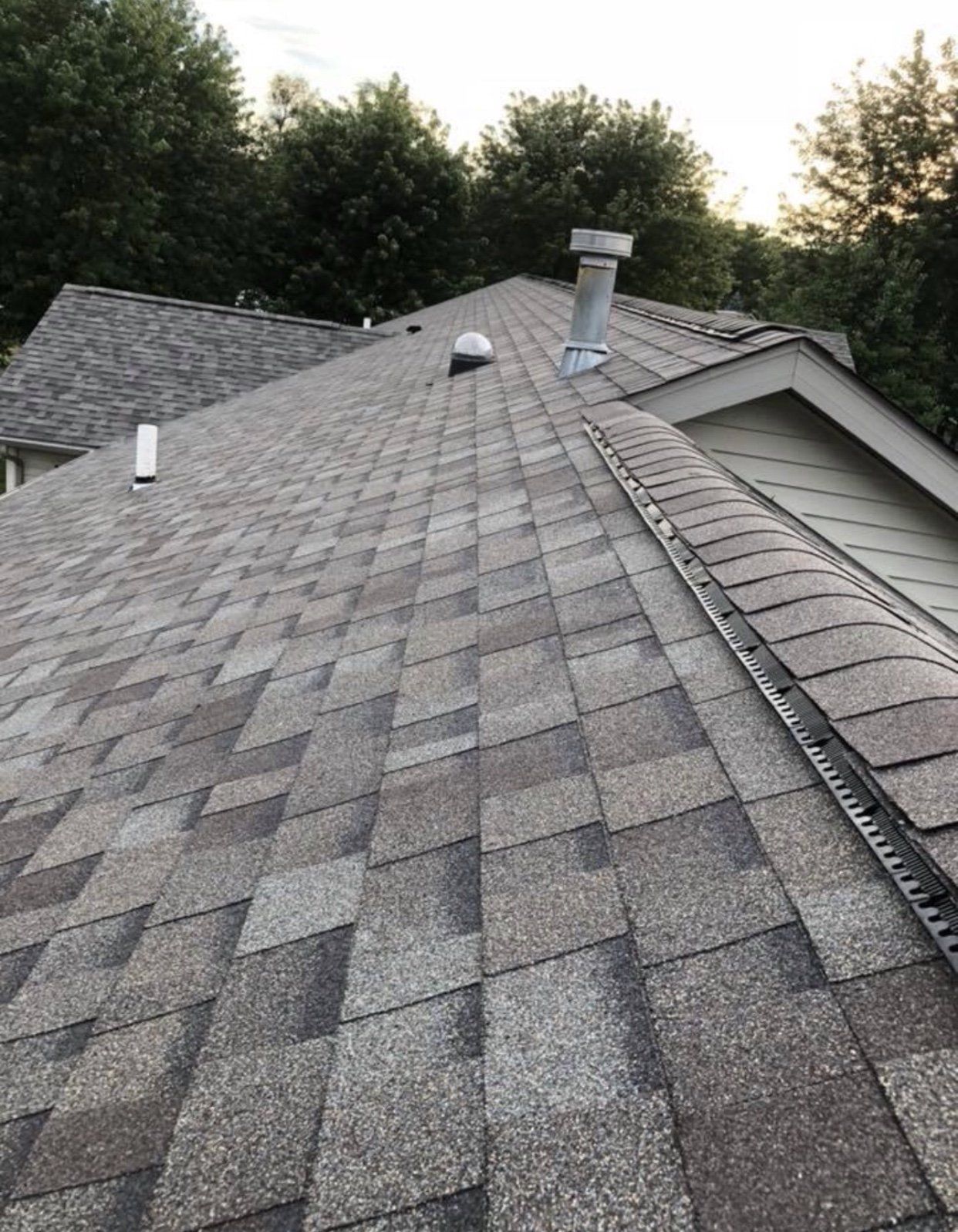 Tab Styled Asphalt Roof Shingles — Morris, IL — Shenberg Construction