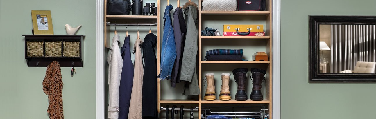 How to Organize a Mudroom