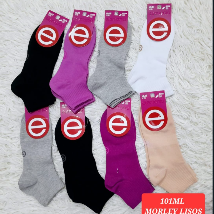 Ocho calcetines coloridos hasta el tobillo con el logotipo 