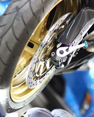 Moto box