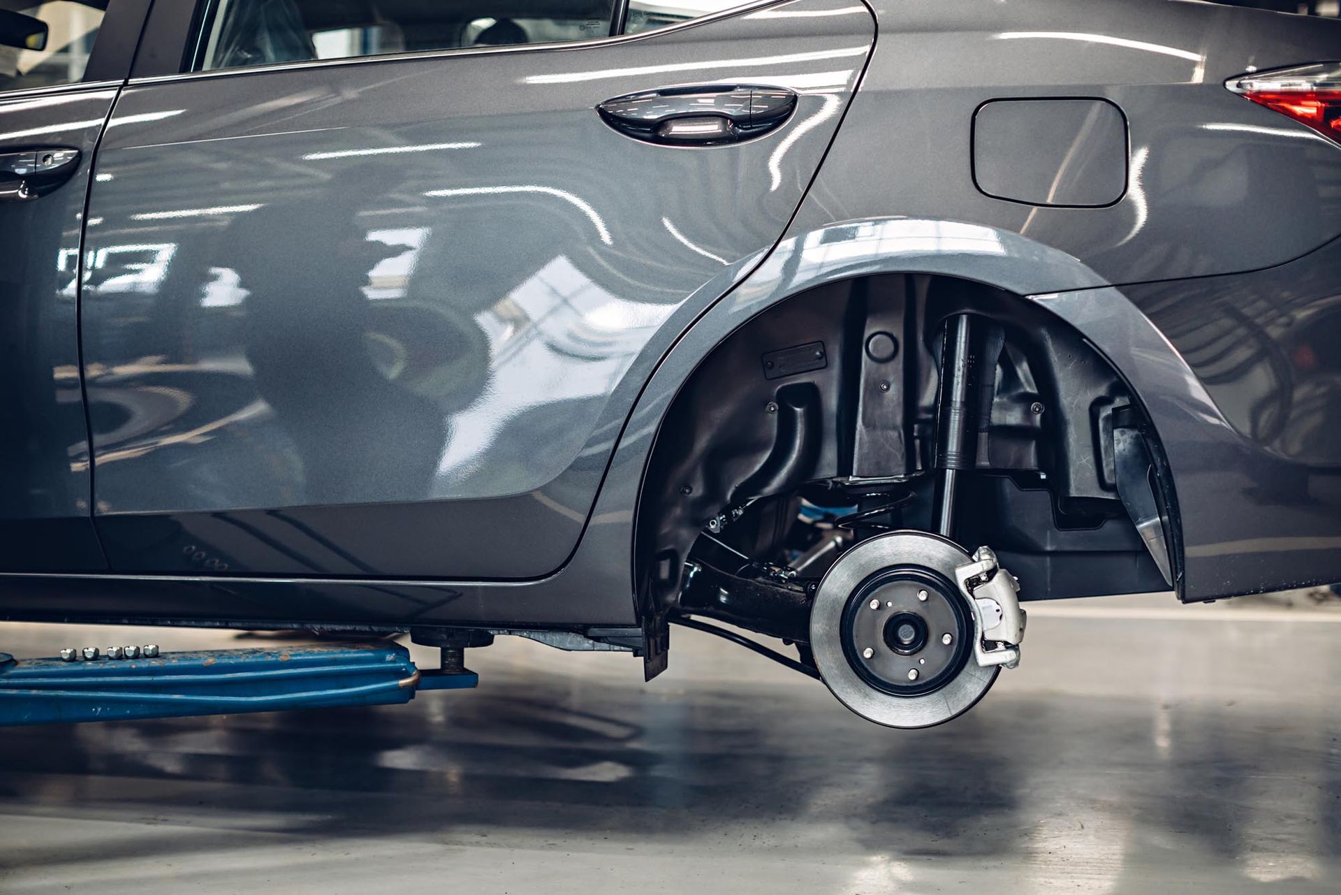 Common Symptoms of Suspension Failure