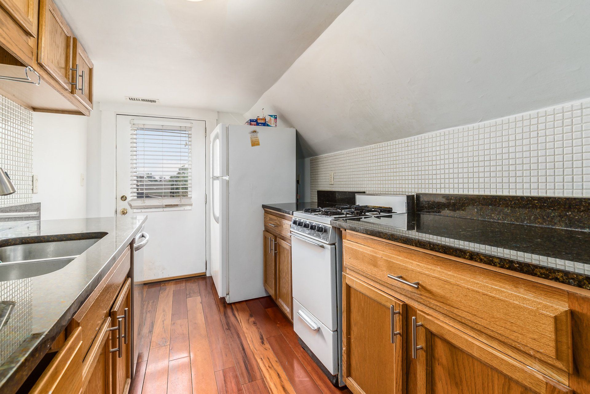 65 E. 4th Ave. - Kitchen 03