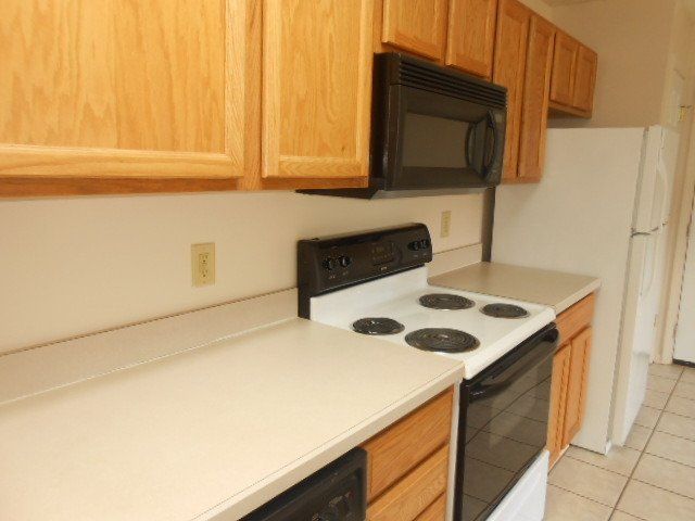 100 E. Norwich interior 18