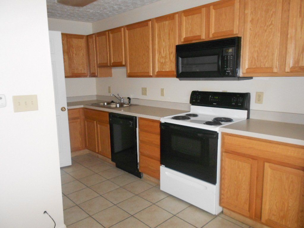 100 E. Norwich interior 3