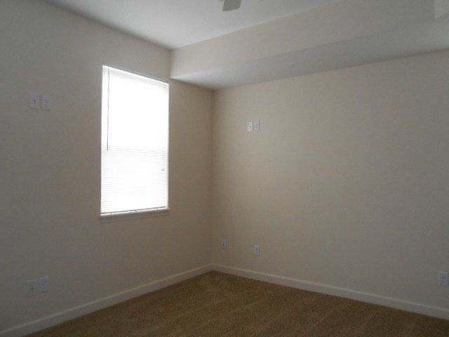 110 E and 11th Ave Living Room 01