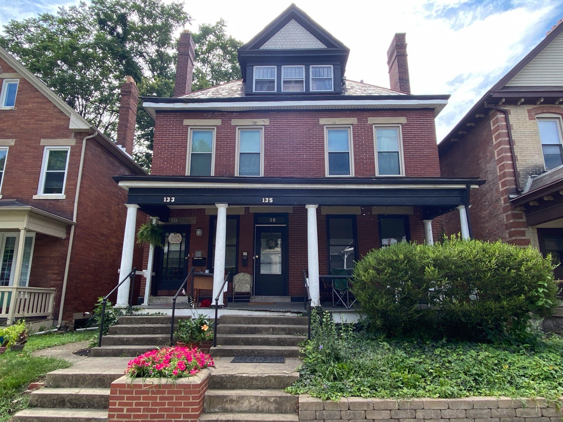 135 W. 8th Ave. Exterior