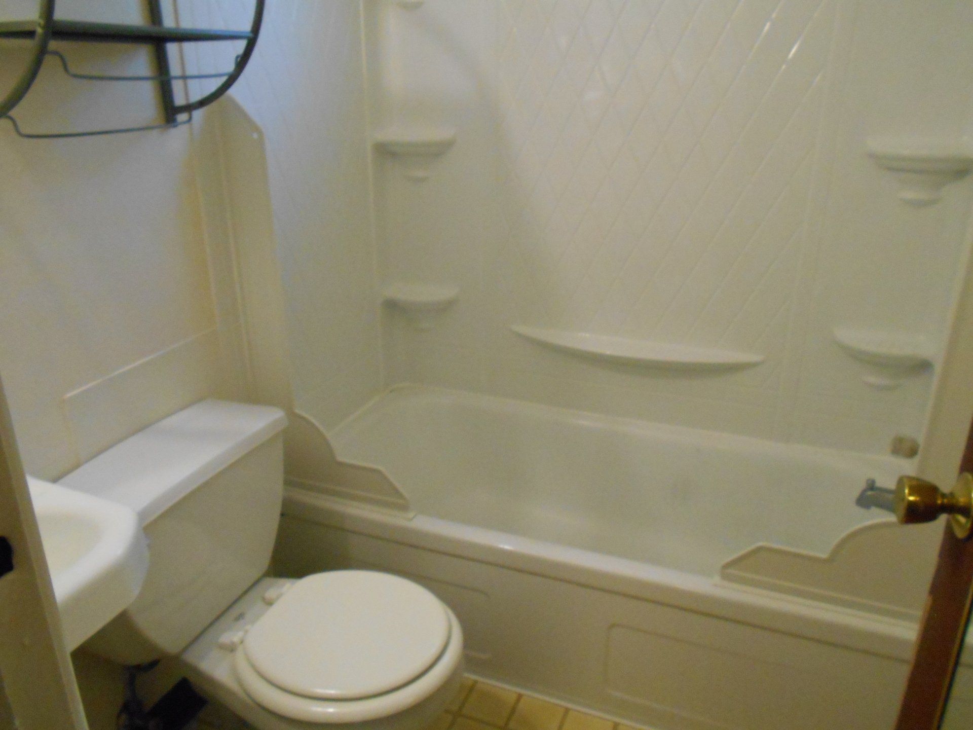 134-136 W. Blake Ave.  Bathroom 01