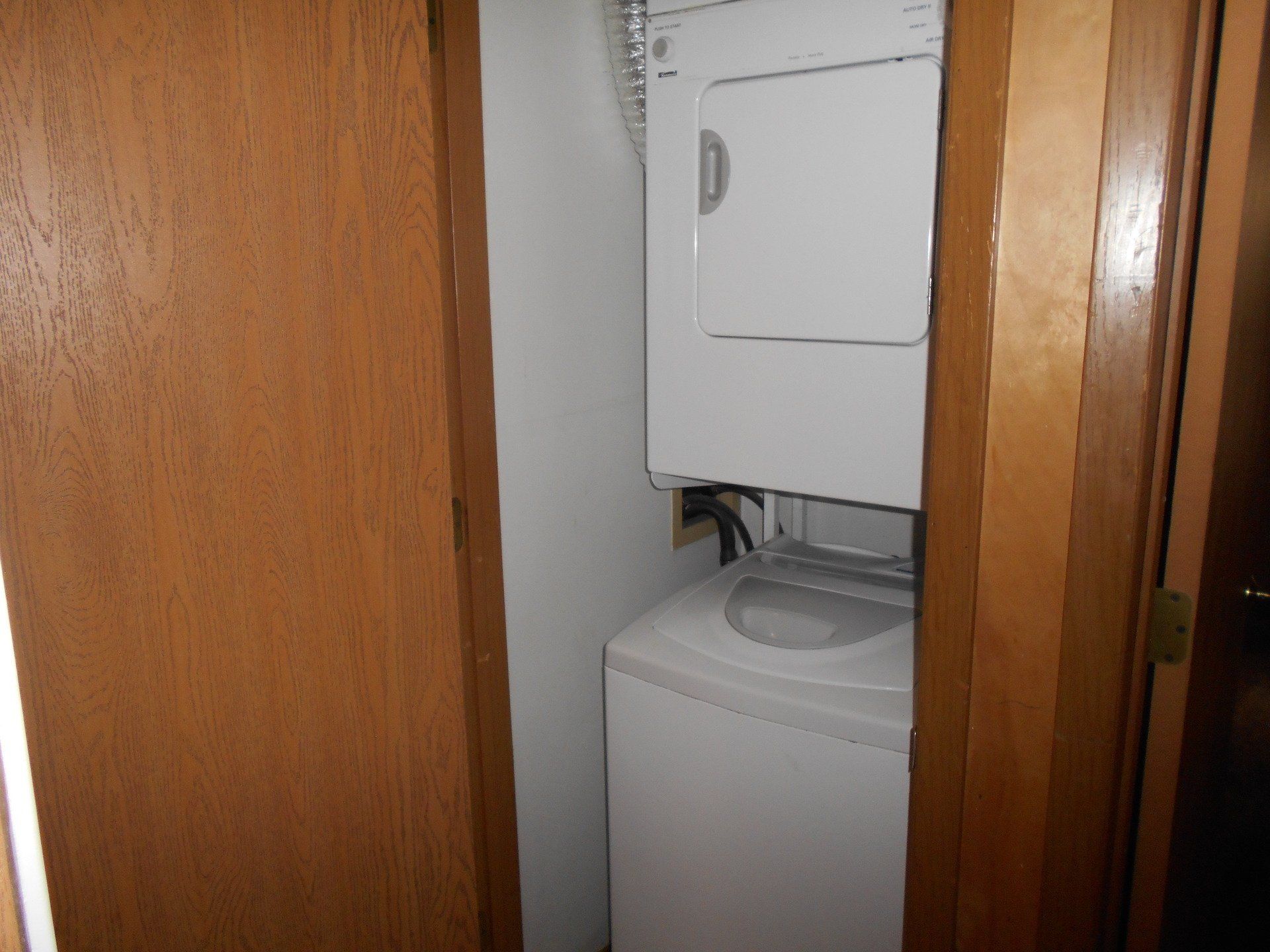 135-137 Chittenden Ave.- In Unit laundry