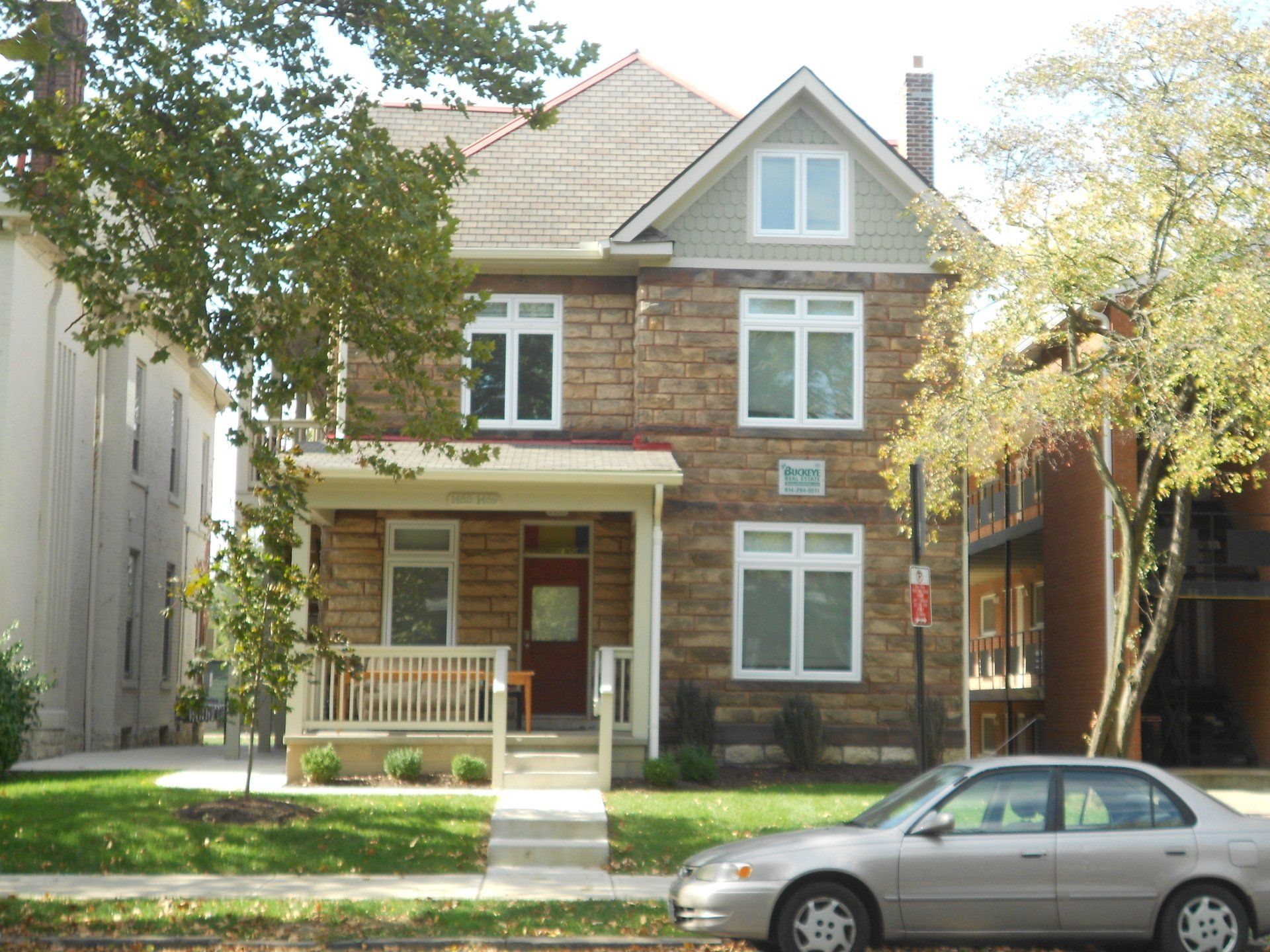1459 Neil Ave - Exterior