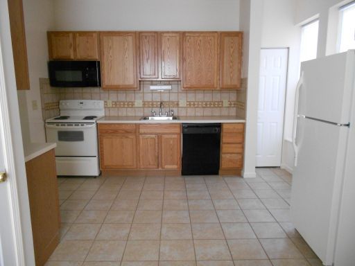 1522 Worthington kitchen 2