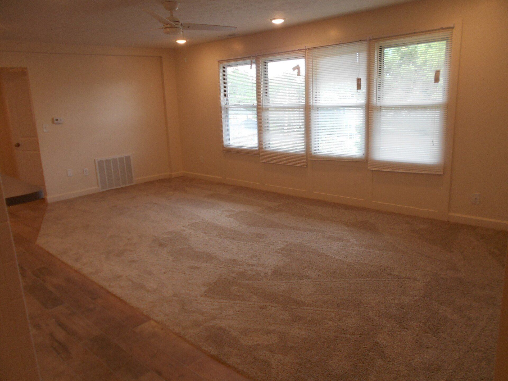 150-161 W. Maynard (Flats)- Living Room 02