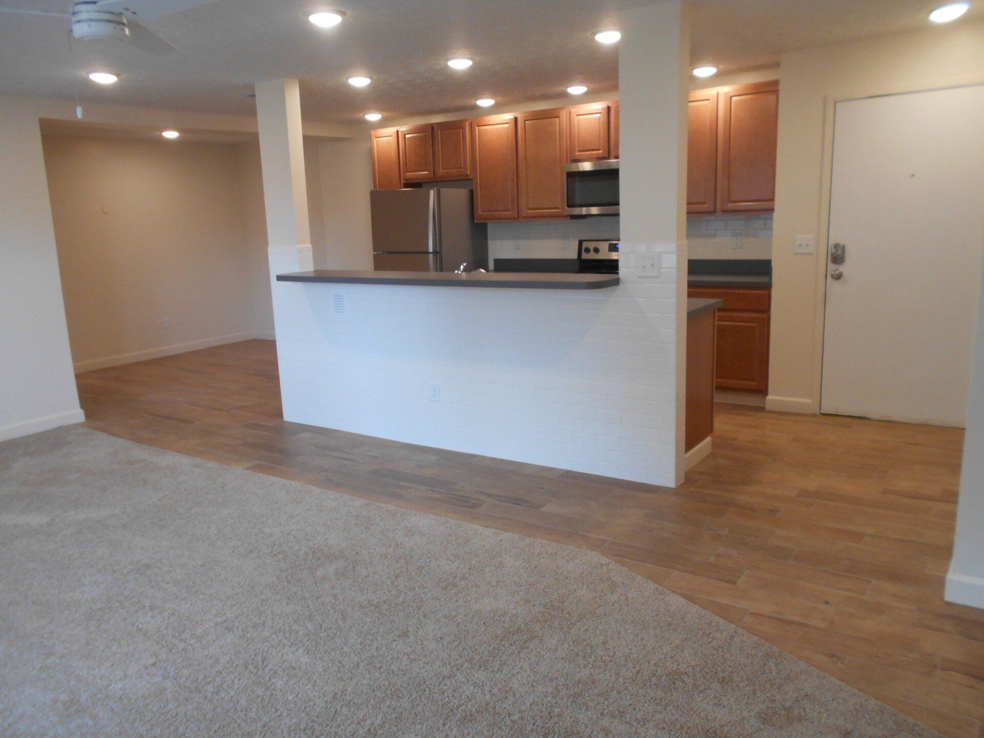 150-161 W. Maynard (Flats)- Living Room 01