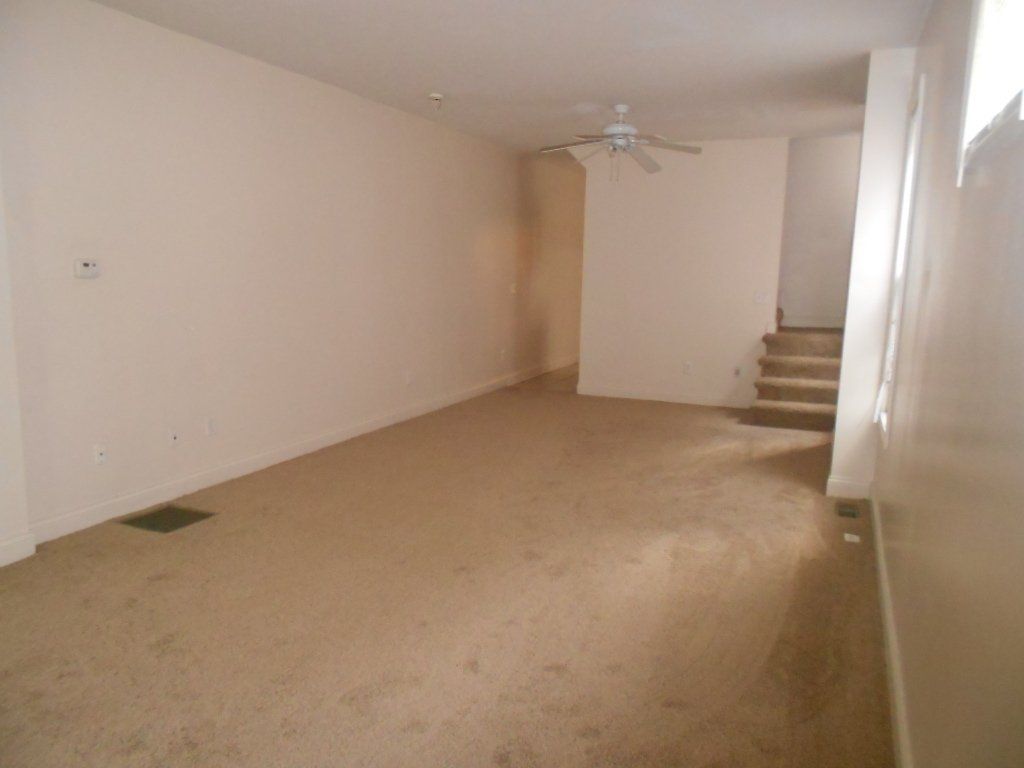 1996 Summit St. - Bedroom 03