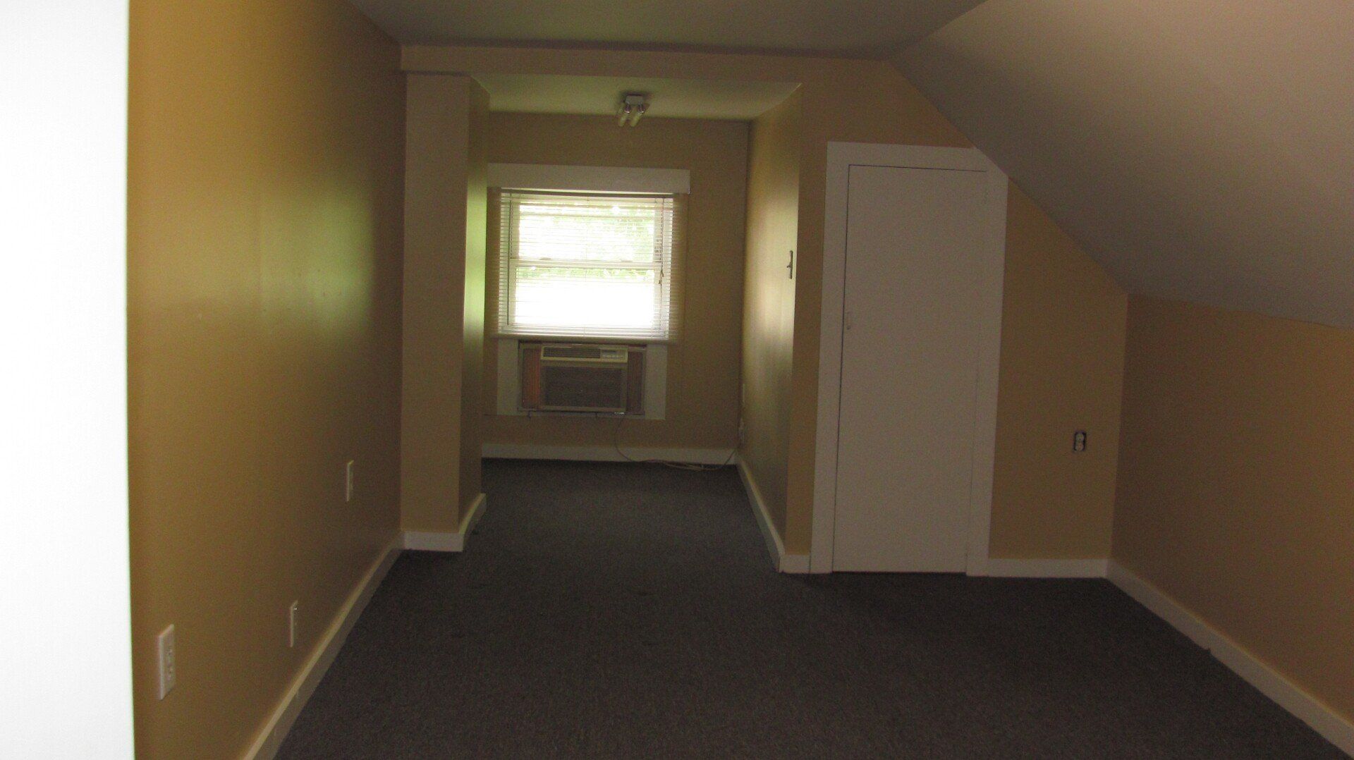 2311& 2317 N. High St.- Bedroom 06