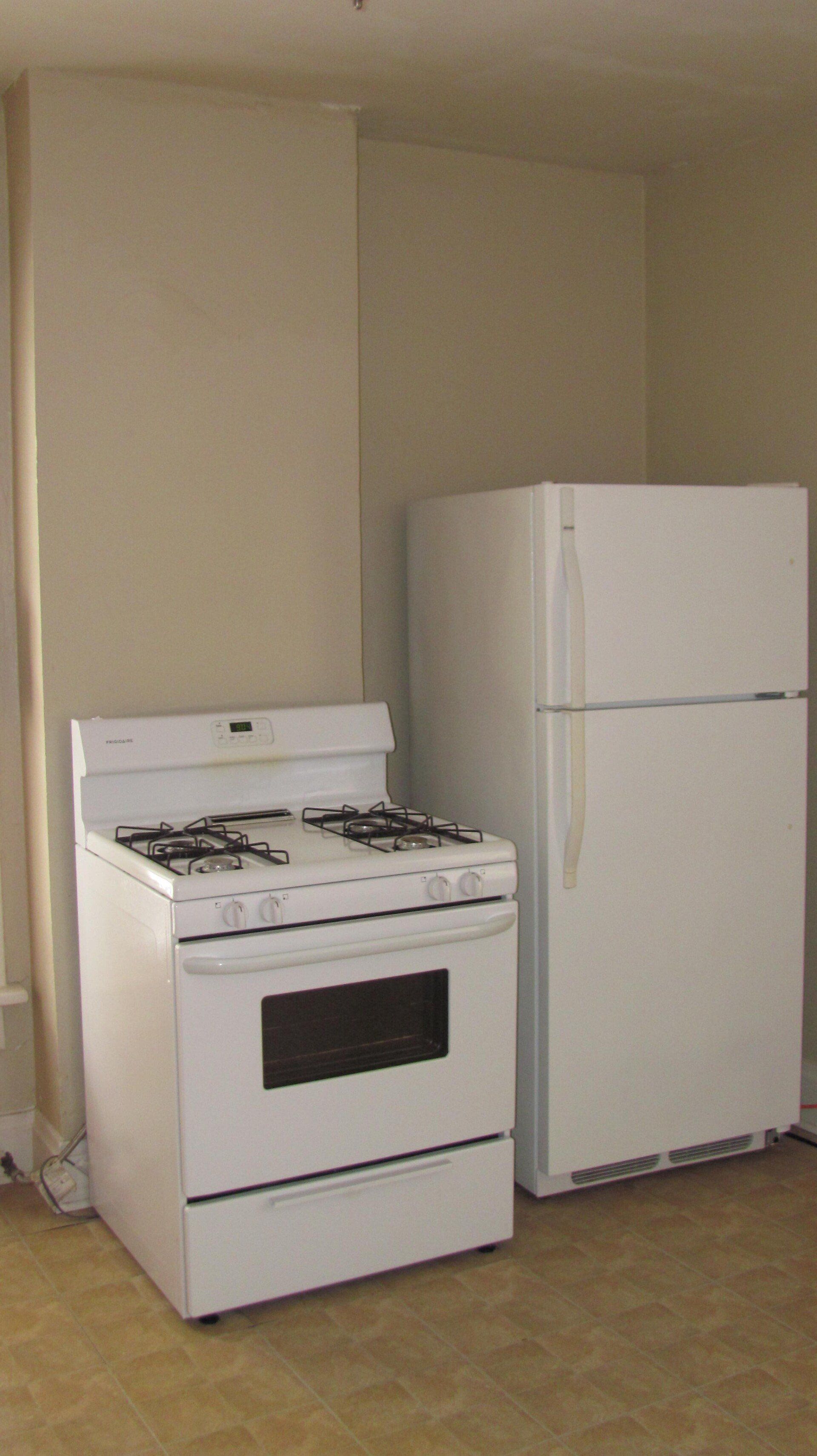 24-26 W. Oakland Ave interior 5